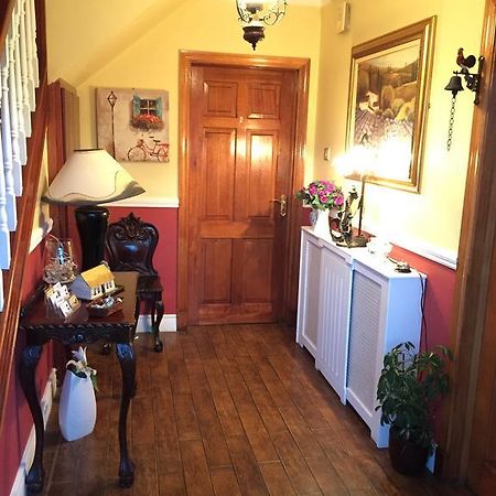 ترالي Maureen'S Bed And Breakfast المظهر الخارجي الصورة
